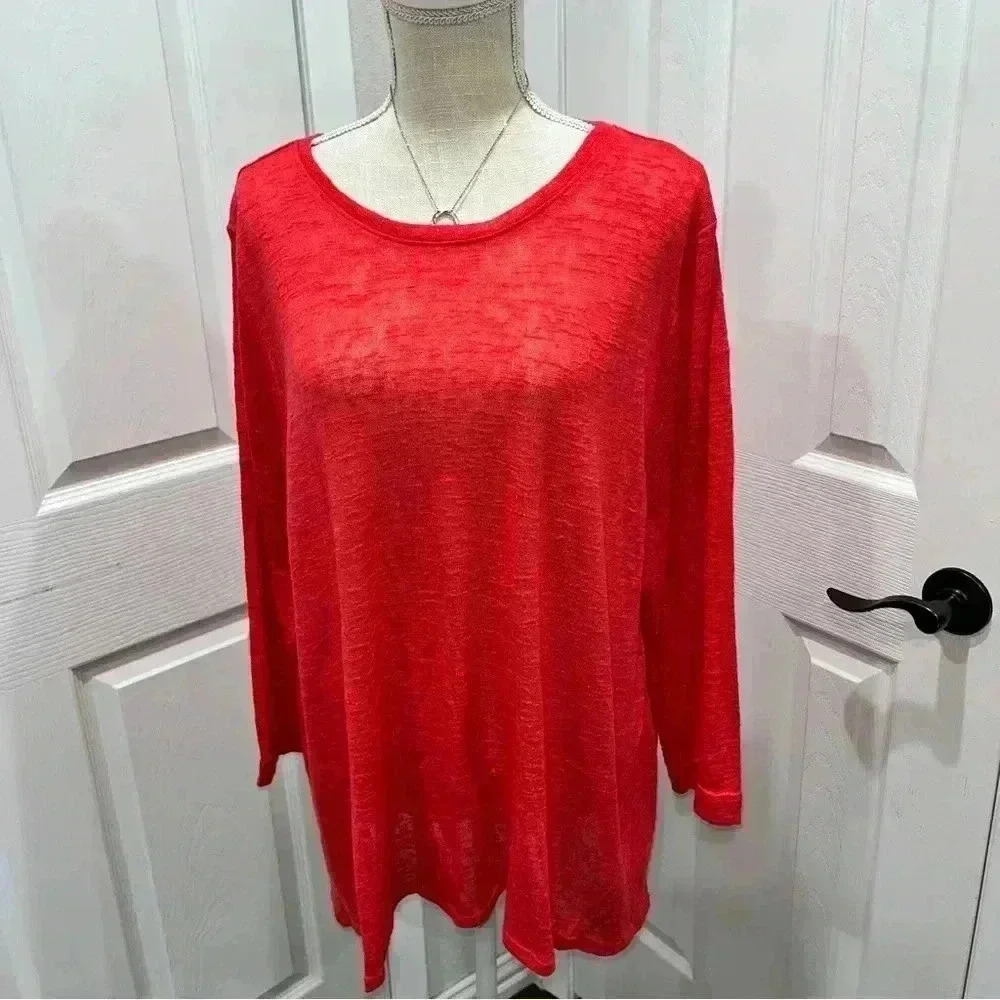 Philosophy lightweight plus size Barbie pink pullover scoop neck sweater